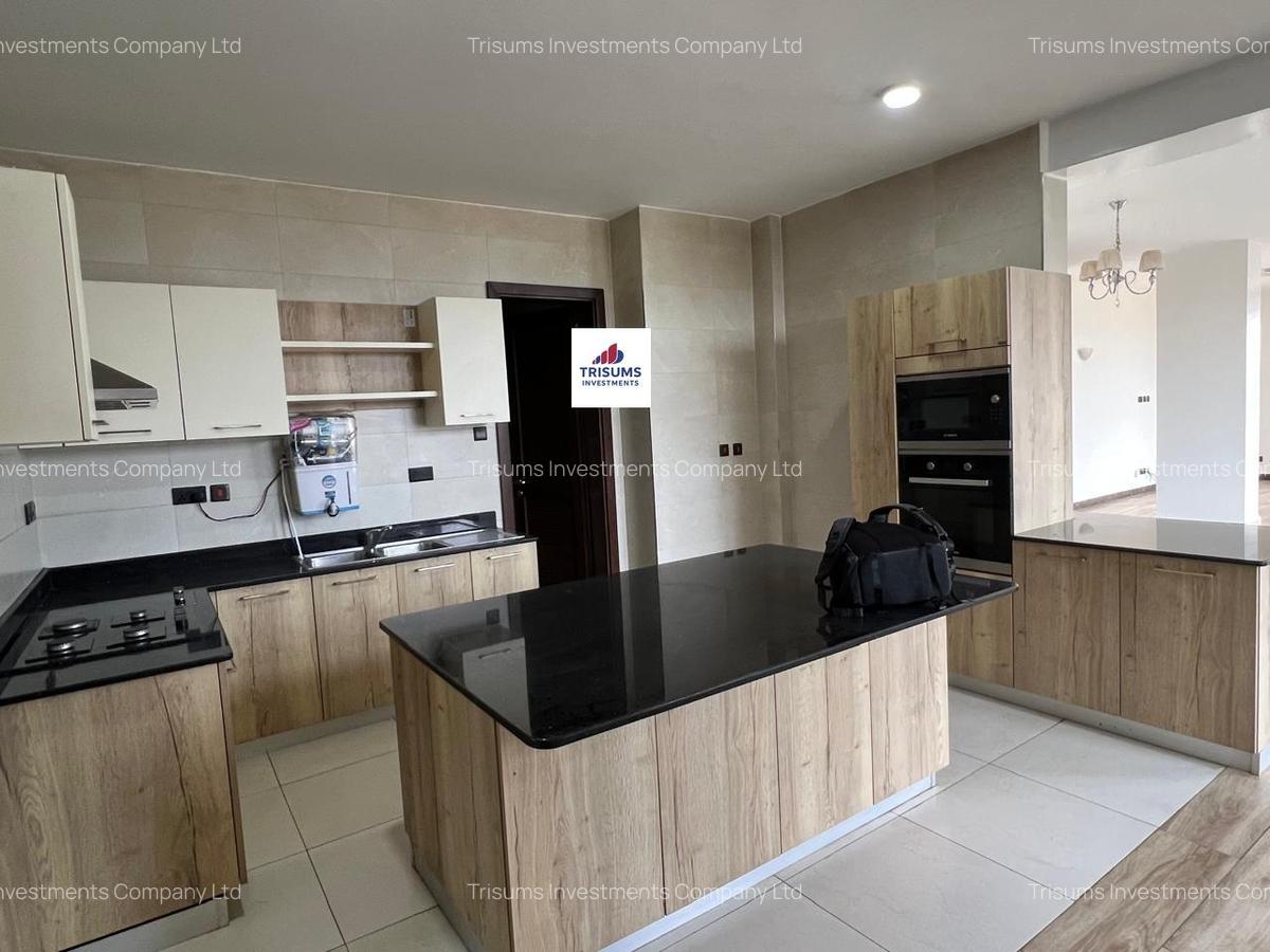 4 Bed Apartment with En Suite in Westlands Area - 3