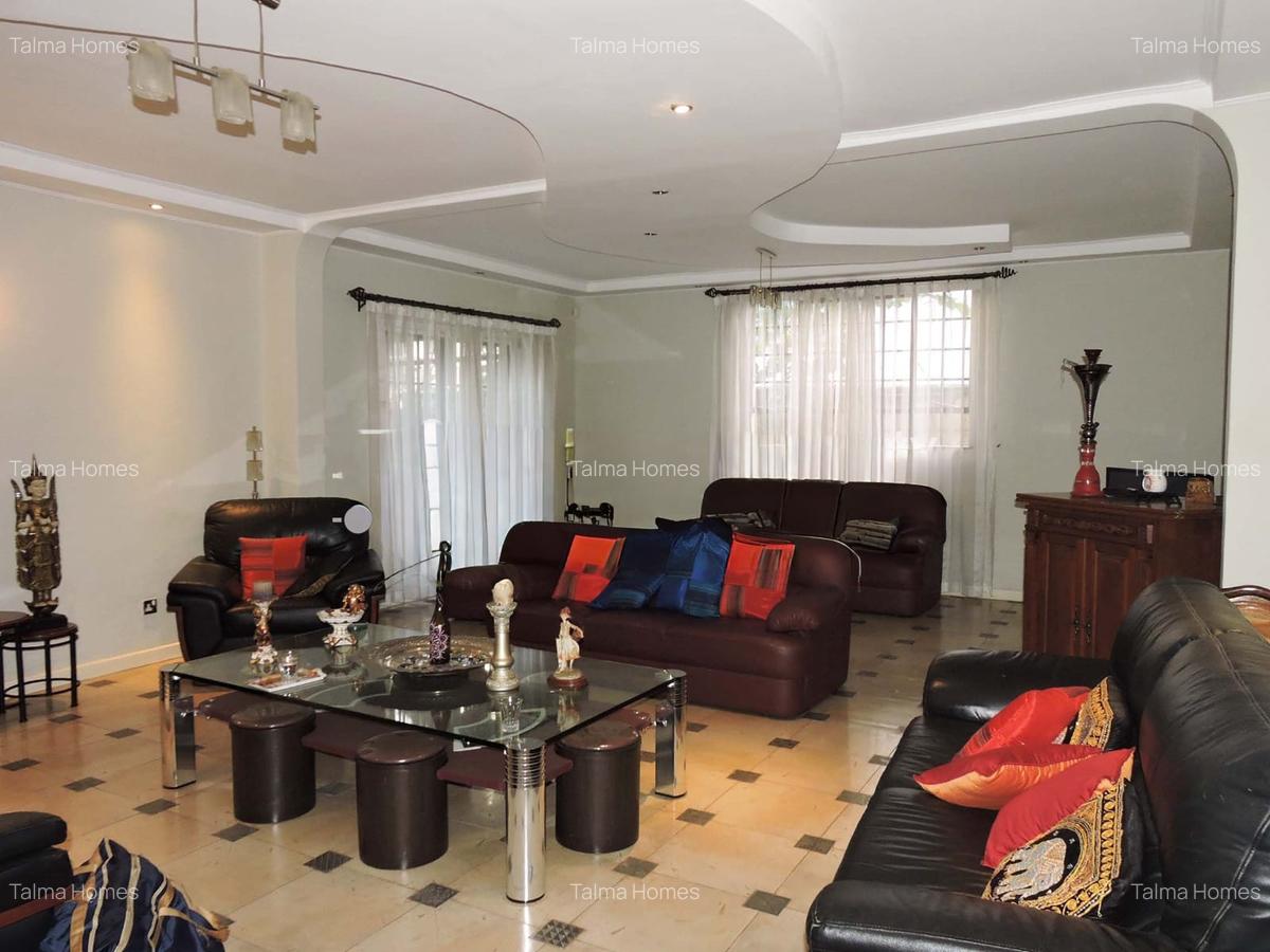 4 Bed Townhouse with En Suite at Off Peponi Road - 4