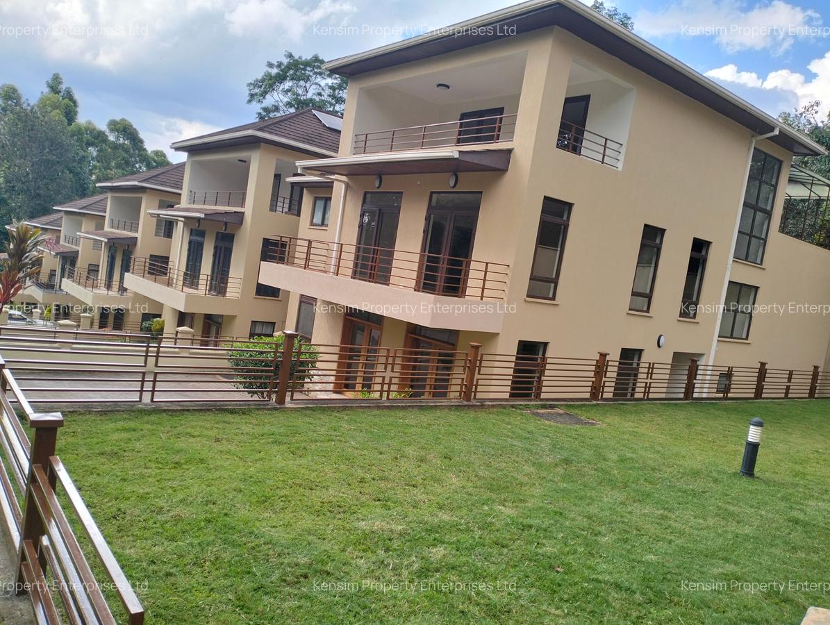 5 Bed Townhouse with En Suite in Lavington - 1