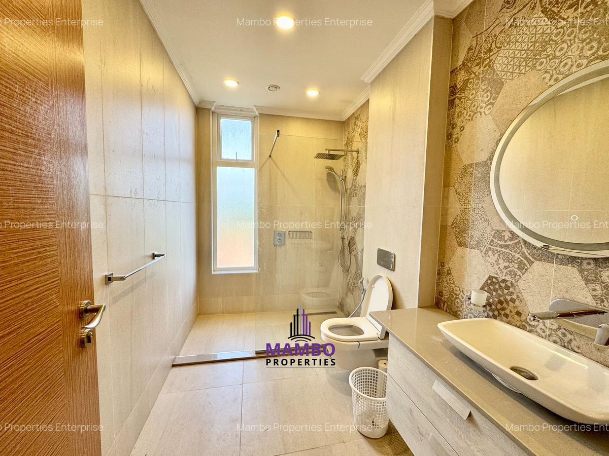 3 Bed Apartment with En Suite at City Park Drive - 13