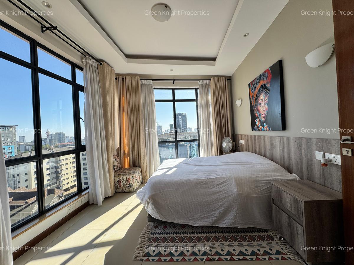 Serviced 2 Bed Apartment with En Suite in Lavington - 11