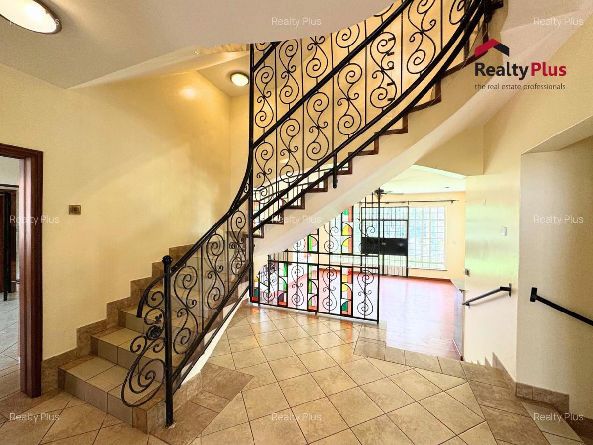 5 Bed Townhouse with En Suite at Mimosa - 9