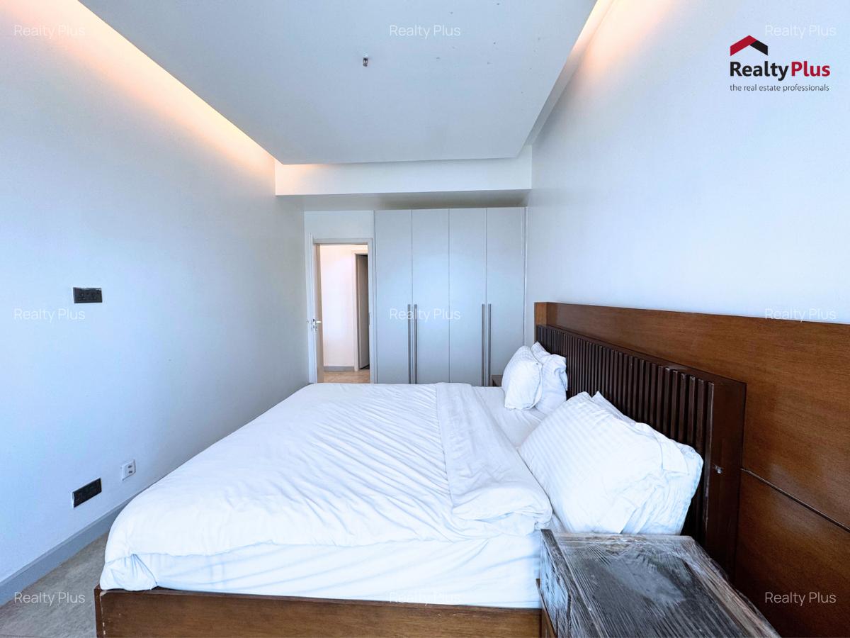 Serviced 1 Bed Apartment with En Suite at Le Marc - 11
