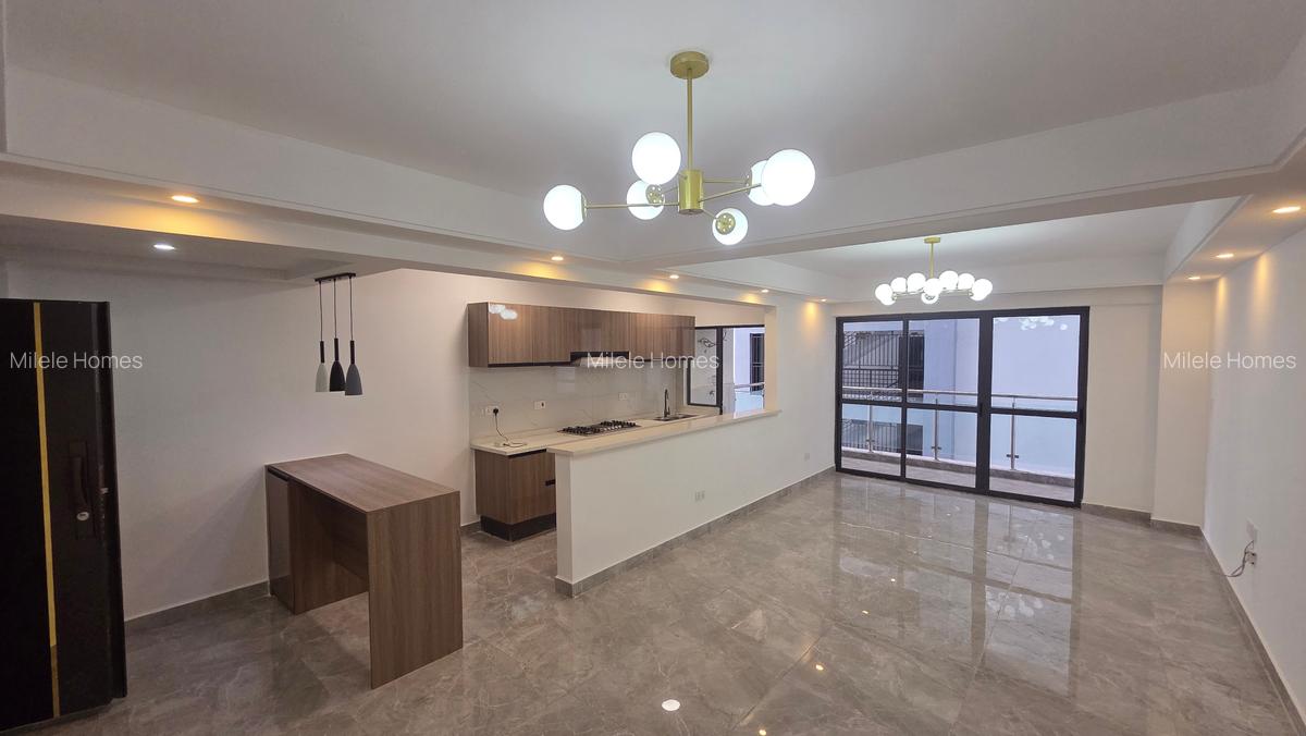 Serviced 3 Bed Apartment with En Suite at Riverside Drive - 5