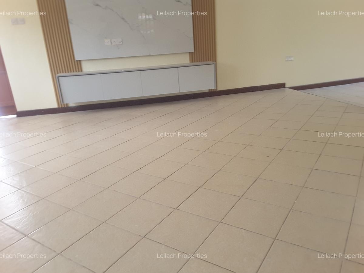 5 Bed House with En Suite in Ongata Rongai - 9