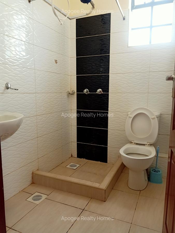 2 Bed Apartment with En Suite at Fourways Junction Estate - 15