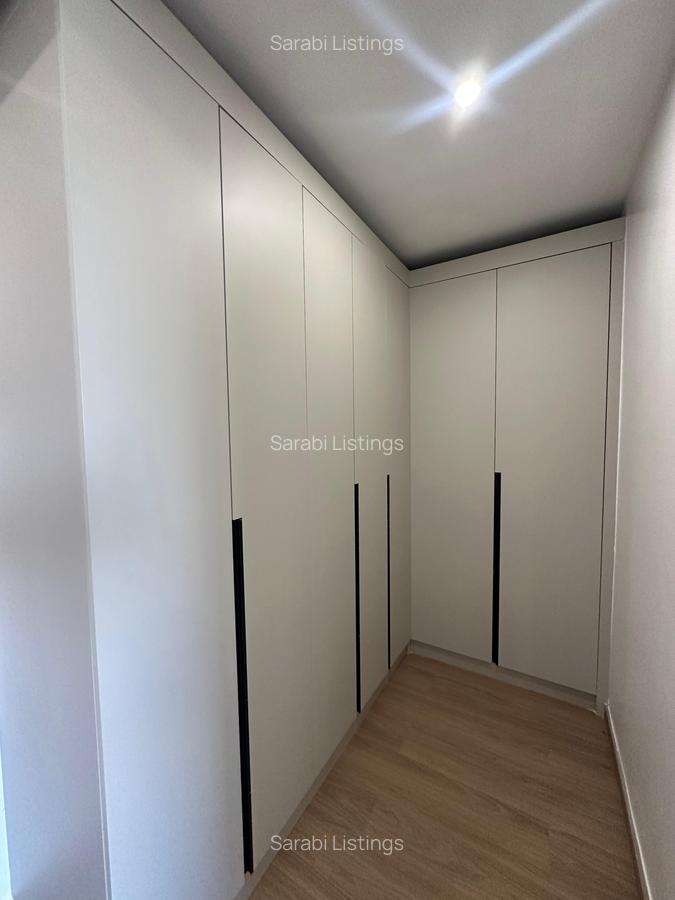 3 Bed Apartment with En Suite in Riverside - 16