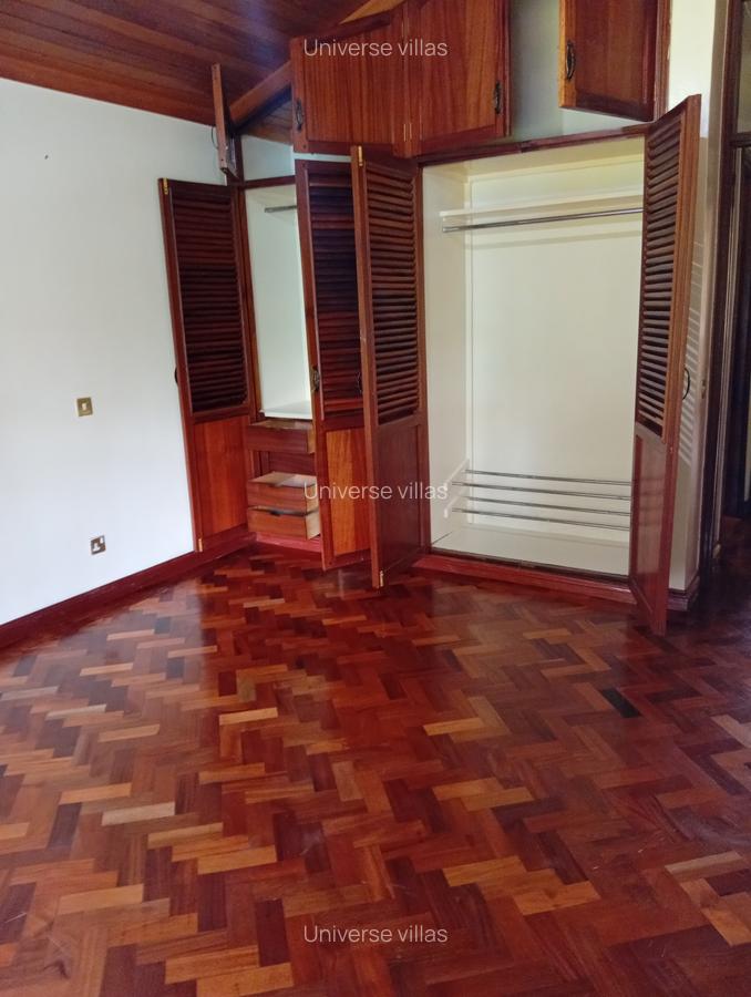 1 Bed House with En Suite at Karen Java - 14