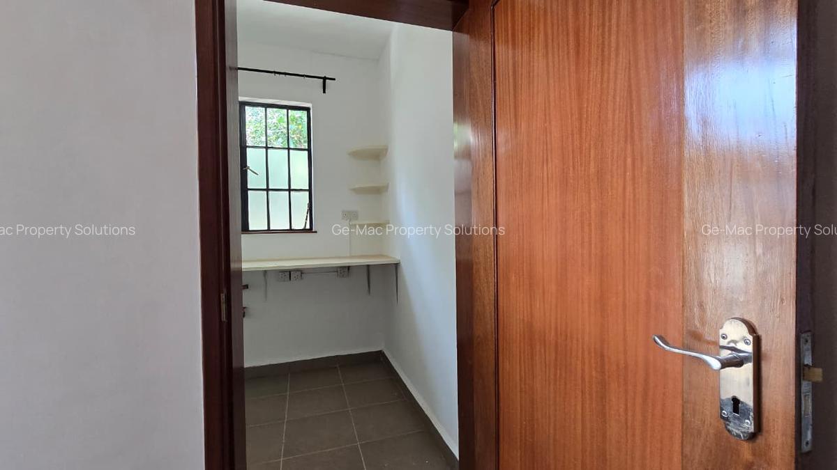 4 Bed House with En Suite in Runda - 7