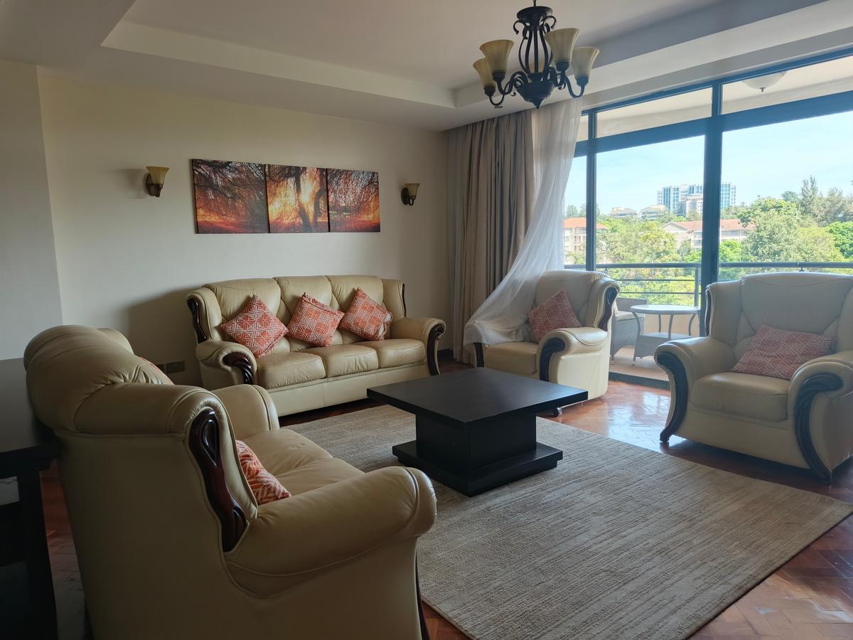 Furnished 3 Bed Apartment with En Suite in Riverside - 3