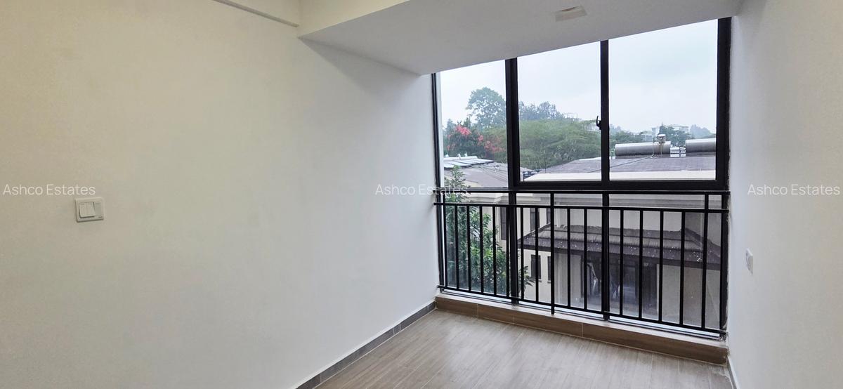 1 Bed Apartment with Gym in Riverside - 3