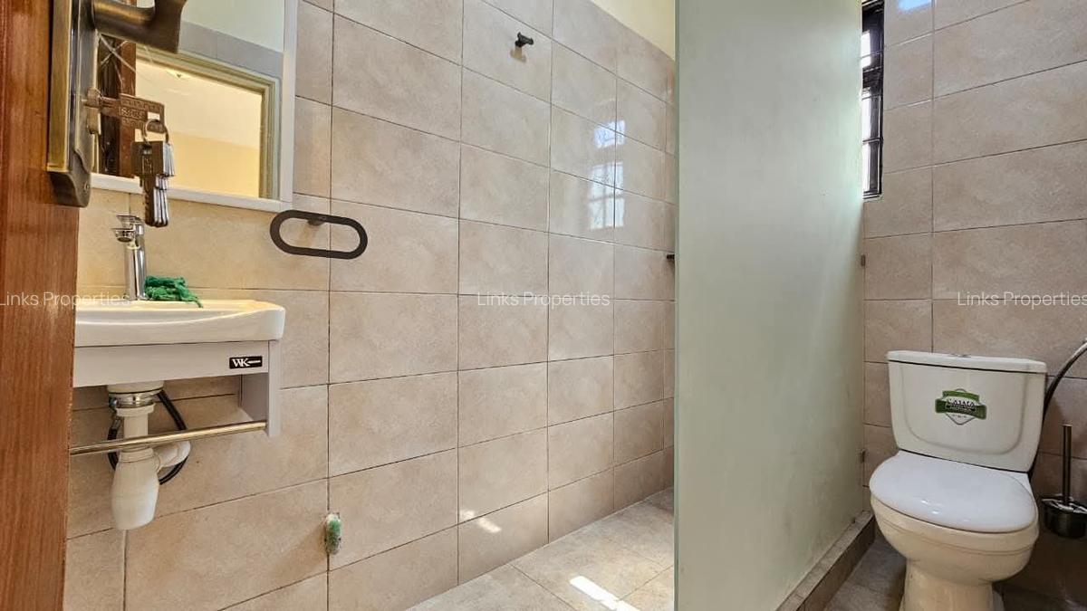 4 Bed House with En Suite at Kerarapon Road - 6