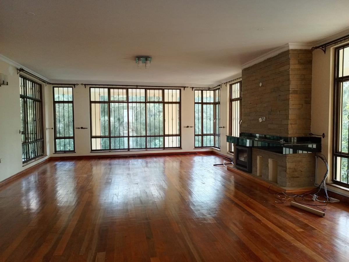6 Bed House with En Suite in Kitisuru - 3