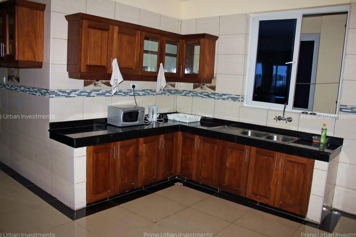 Serviced 3 Bed Apartment with En Suite in Kongowea - 2