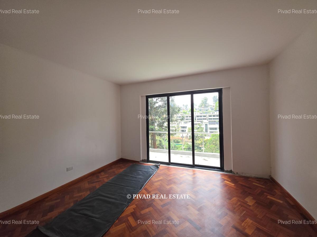 5 Bed House with Swimming Pool in Loresho - 8