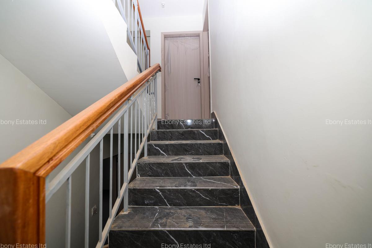 5 Bed Townhouse with En Suite at Kimalat -Enkasiti - 13