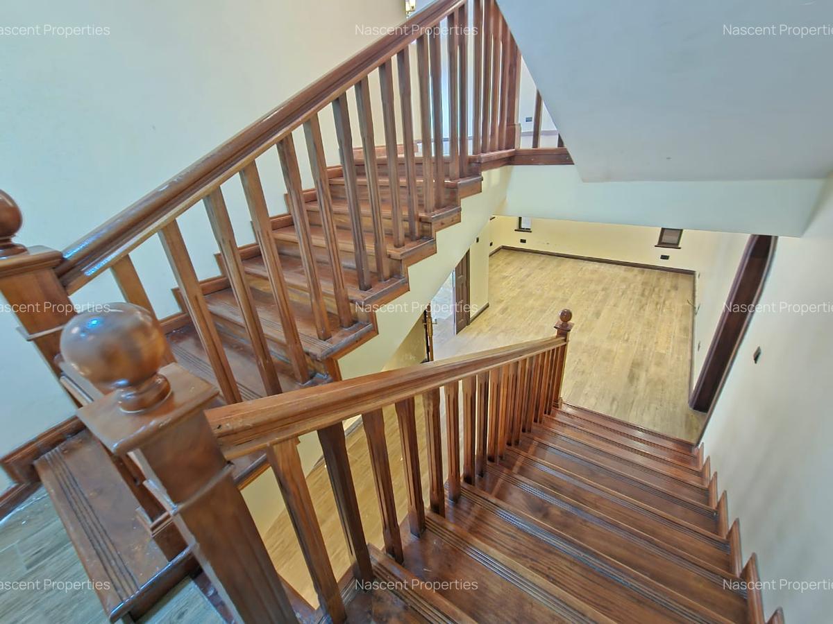 5 Bed Townhouse with En Suite in Lavington - 15