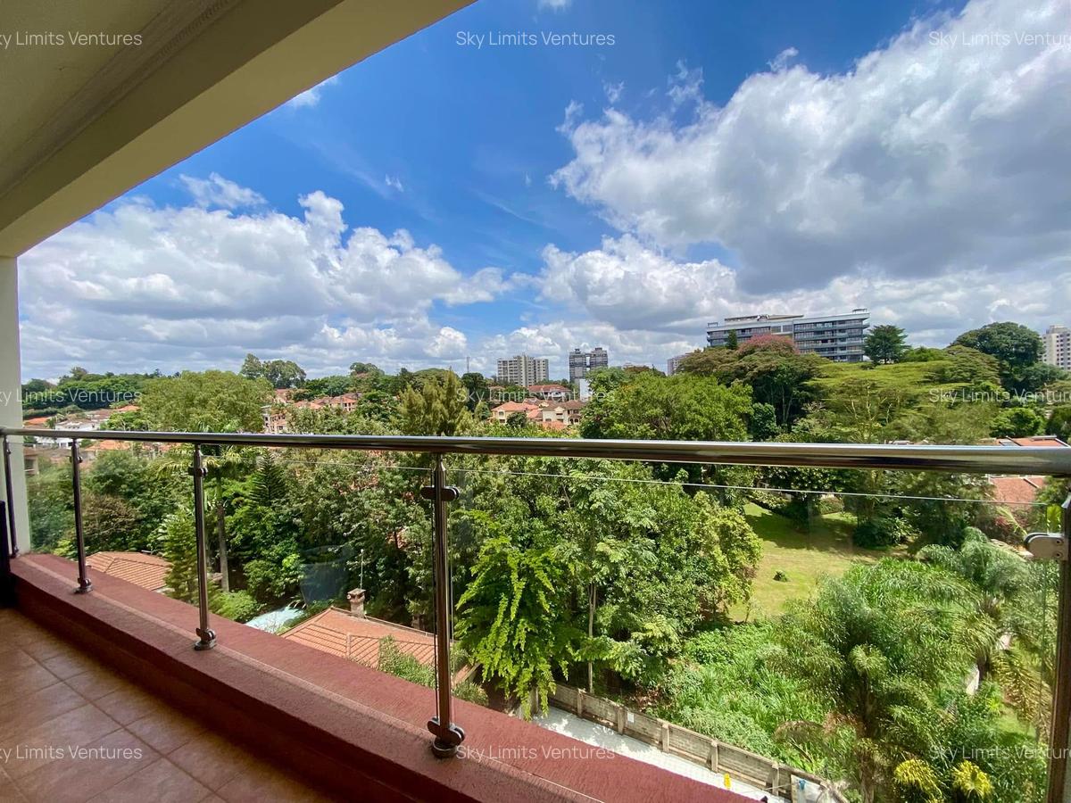 Furnished 3 Bed Apartment with En Suite at Brookside Drive - 5