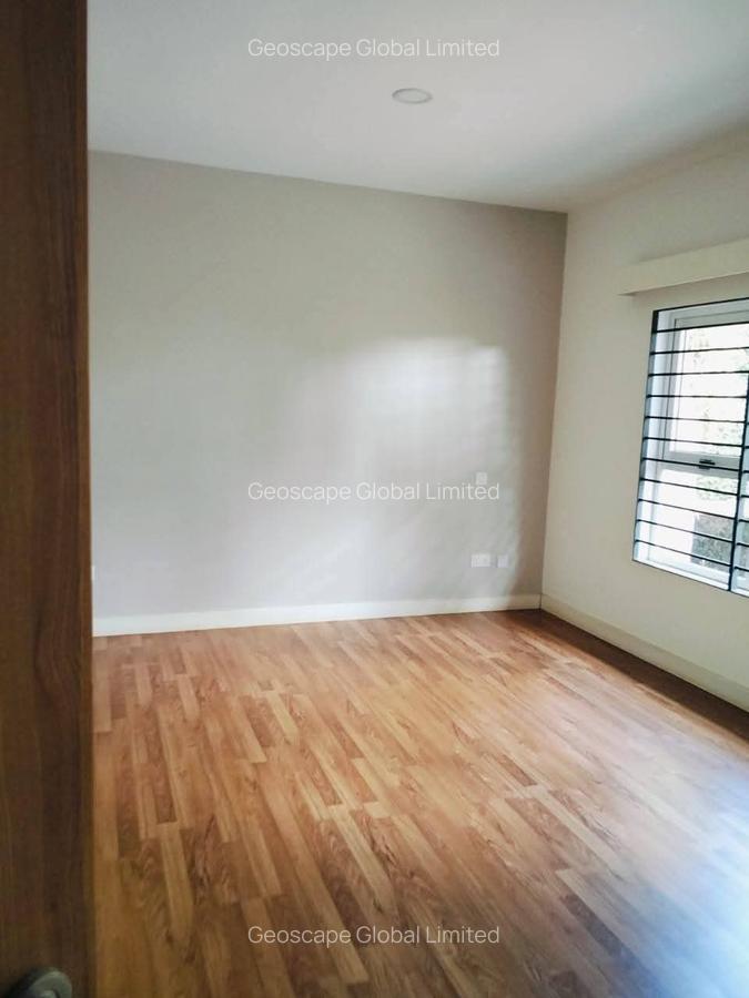 4 Bed Townhouse with En Suite in Loresho - 6