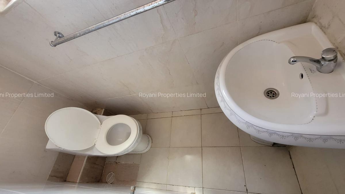 4 Bed House with En Suite in Muthaiga - 8
