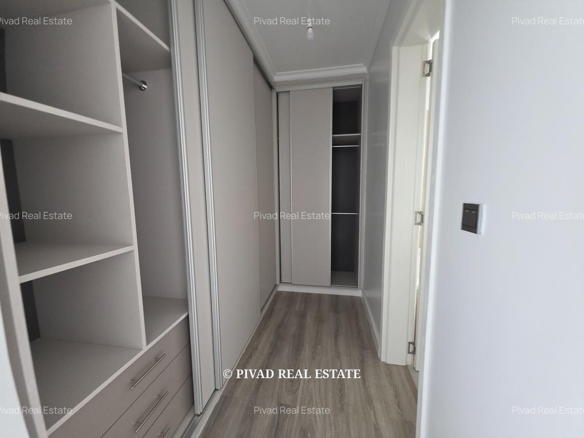 4 Bed Townhouse with Swimming Pool in Runda - 16