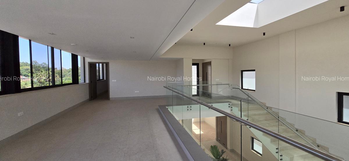 5 Bed Townhouse with En Suite at Kyuna Grovelia Grove - 11