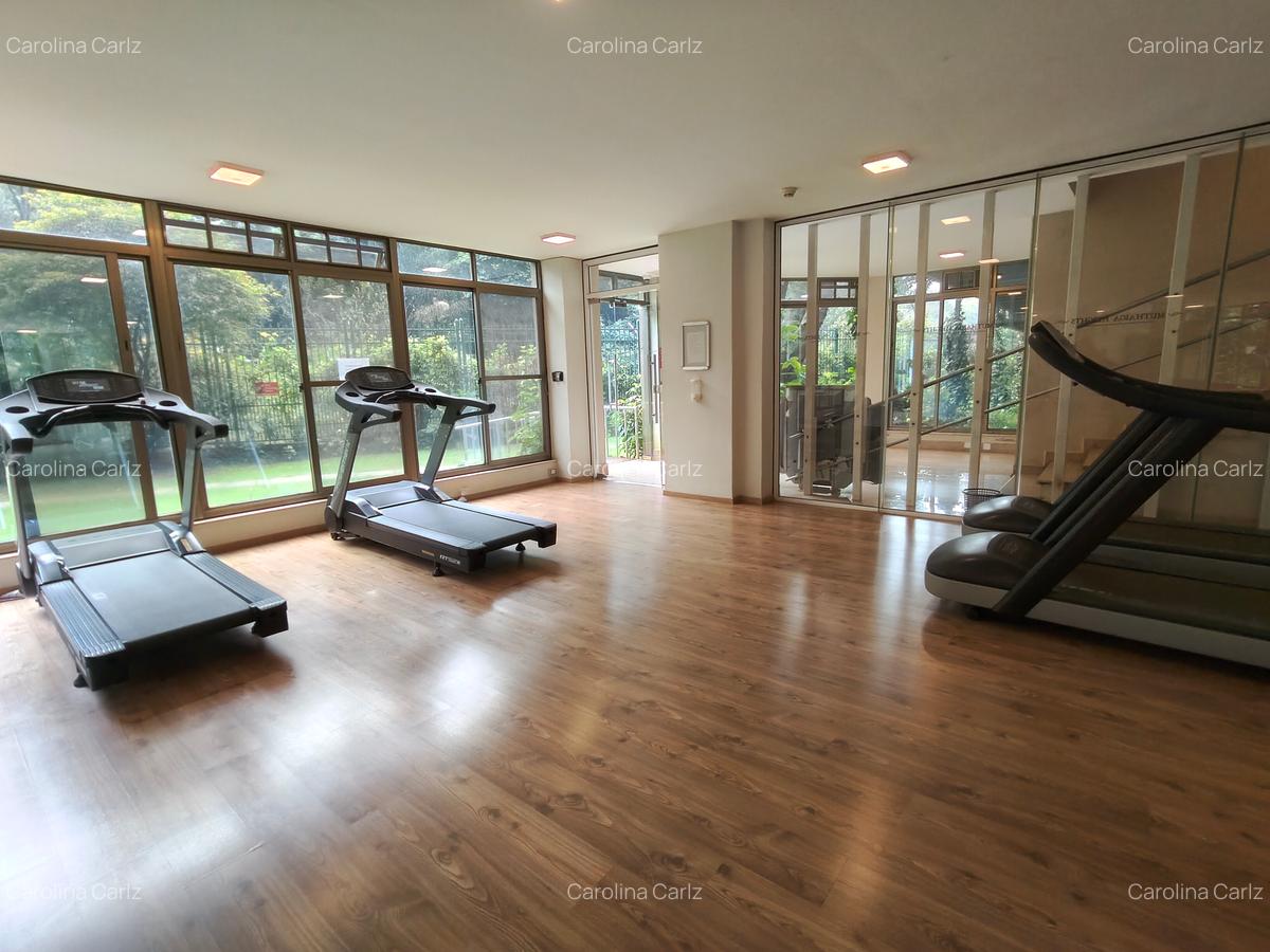 3 Bed Apartment with En Suite at 6Th Parklands Road - 18