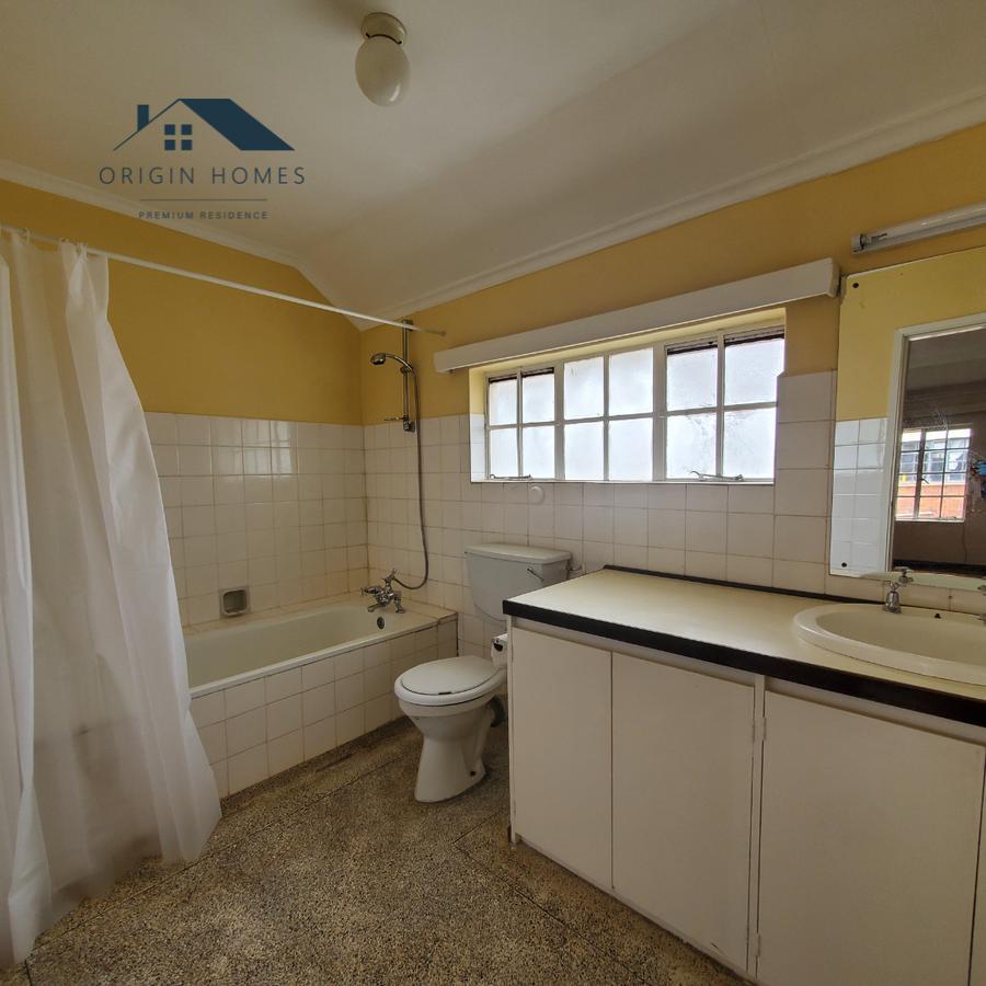 4 Bed House with En Suite at Kilimani - 17