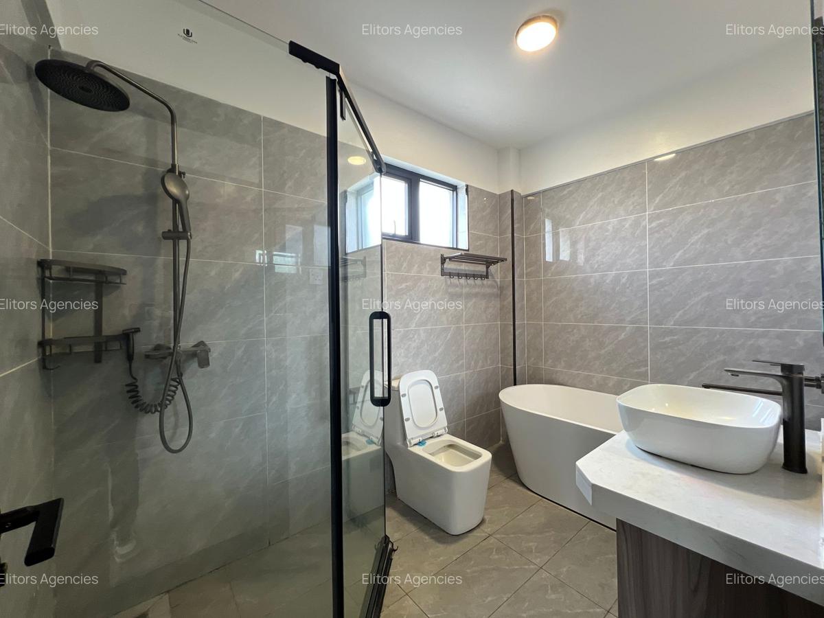 4 Bed Apartment with En Suite at Oloitoktok Road - 17