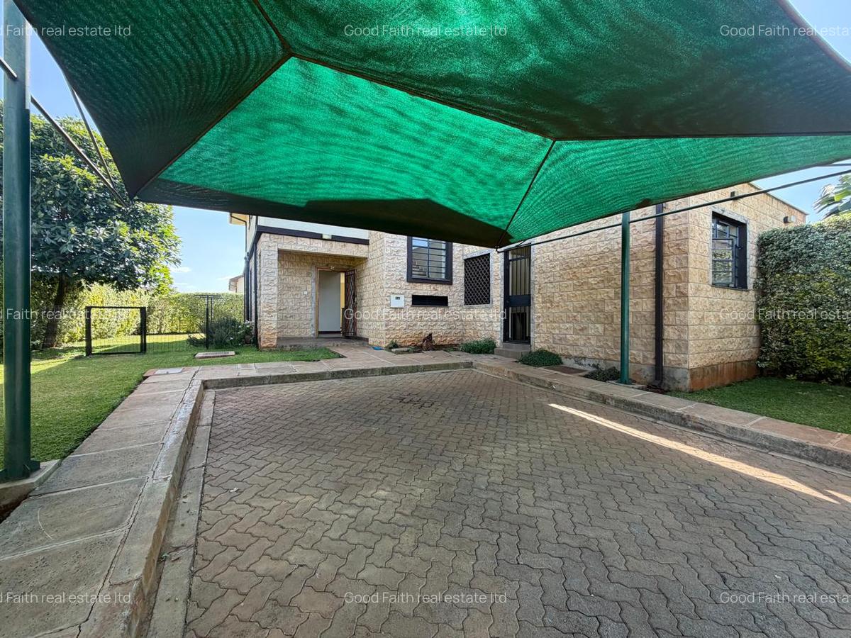 4 Bed Villa with En Suite in Kiambu Road - 15