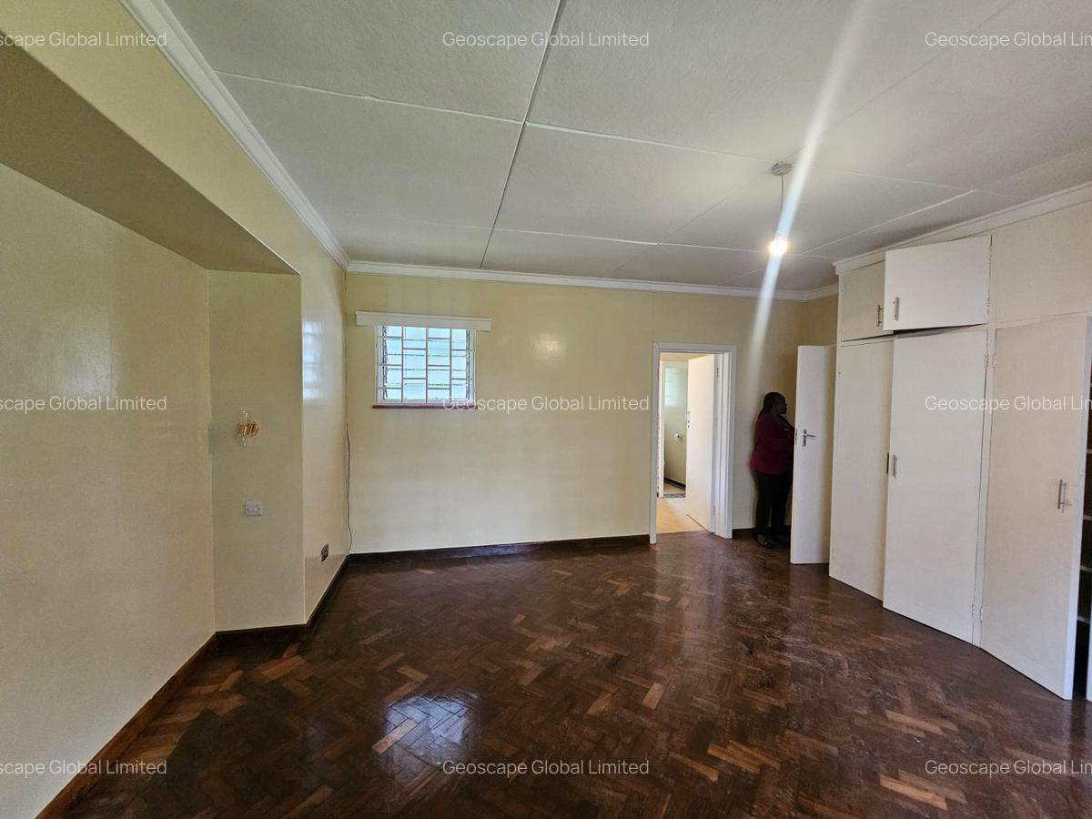 4 Bed House with En Suite in Thigiri - 13