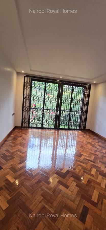 5 Bed Townhouse with En Suite at Mzima Springs - 14