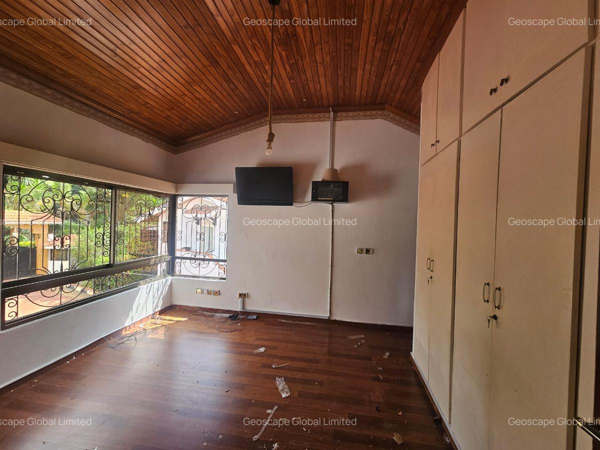 5 Bed House with En Suite in Gigiri - 7