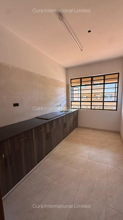 6,000 ft² Warehouse with Service Charge Included in Ruiru - 4