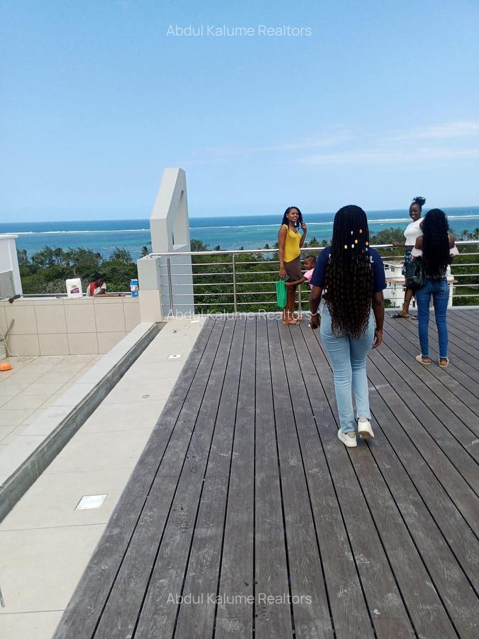 Serviced 3 Bed Apartment with En Suite at Shanzu - 19