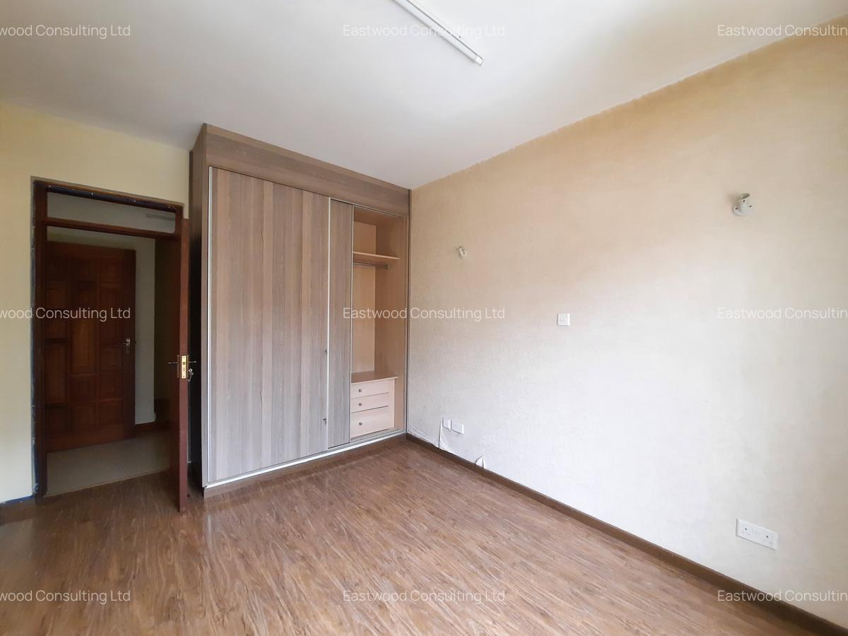 4 Bed Apartment with En Suite at Second Parklands - 11