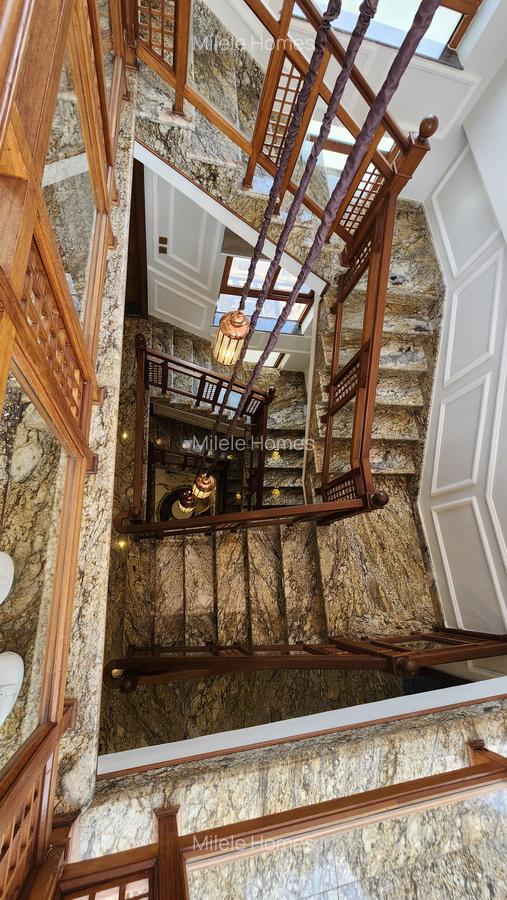5 Bed Villa with En Suite in Lavington - 9