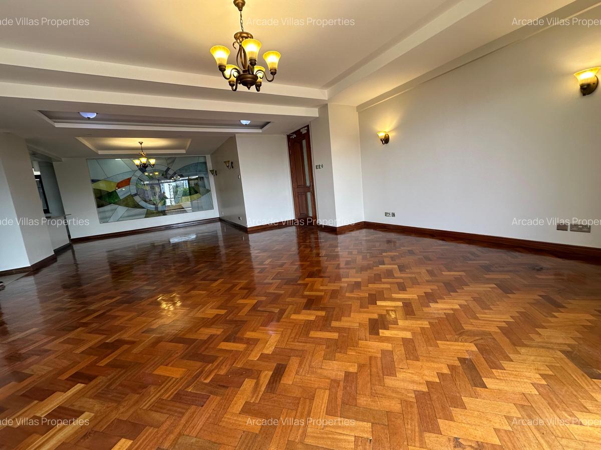 Serviced 4 Bed Apartment with En Suite in Riverside - 3