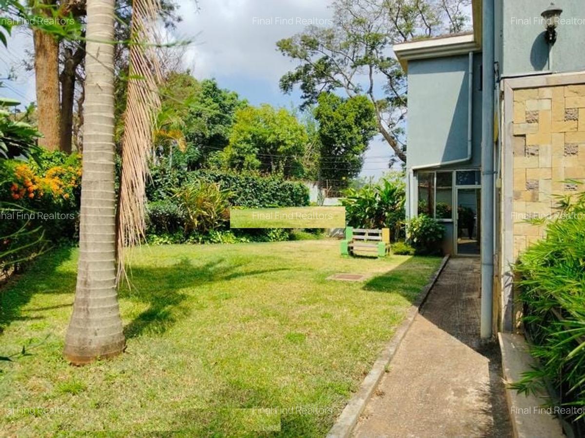 5 Bed Townhouse with En Suite in Westlands Area - 3