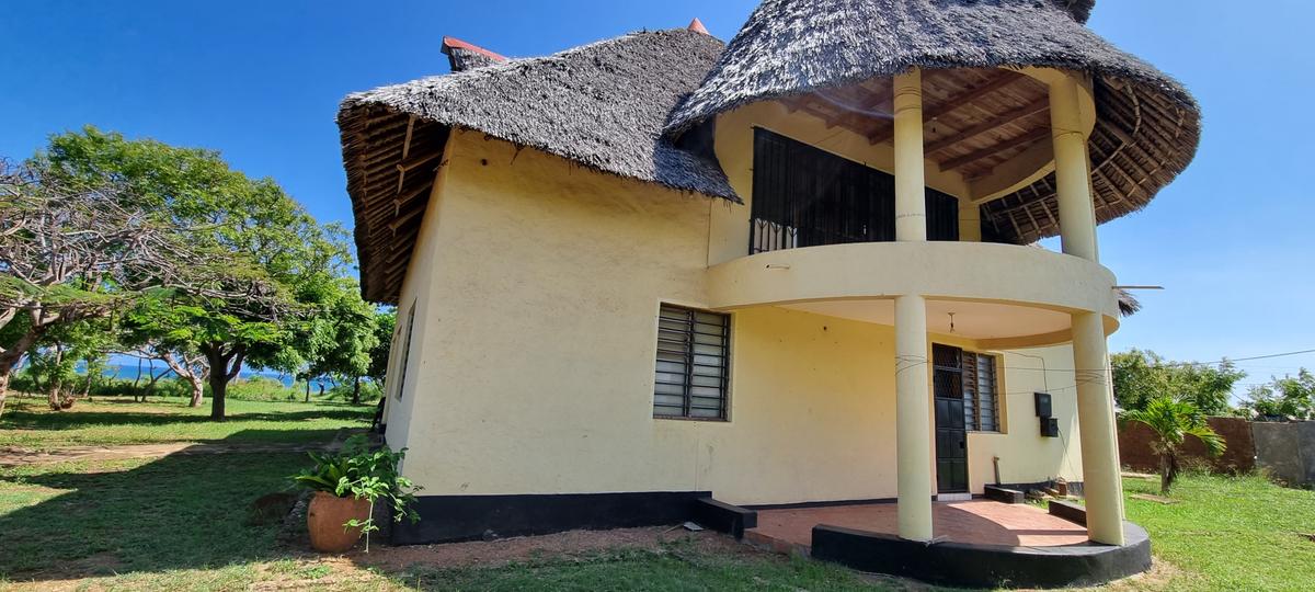 3 Bed Villa with En Suite at Mtwapa - 16