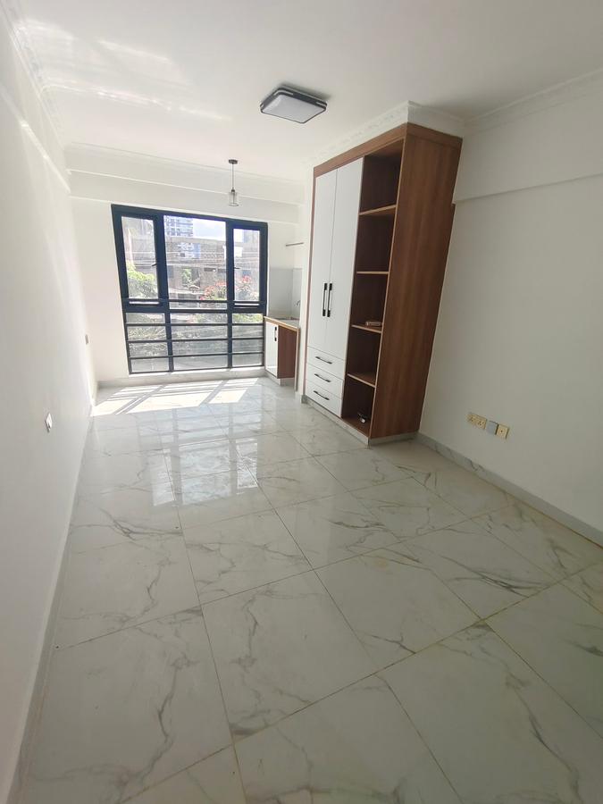 Studio Apartment with Gym in Kilimani - 7