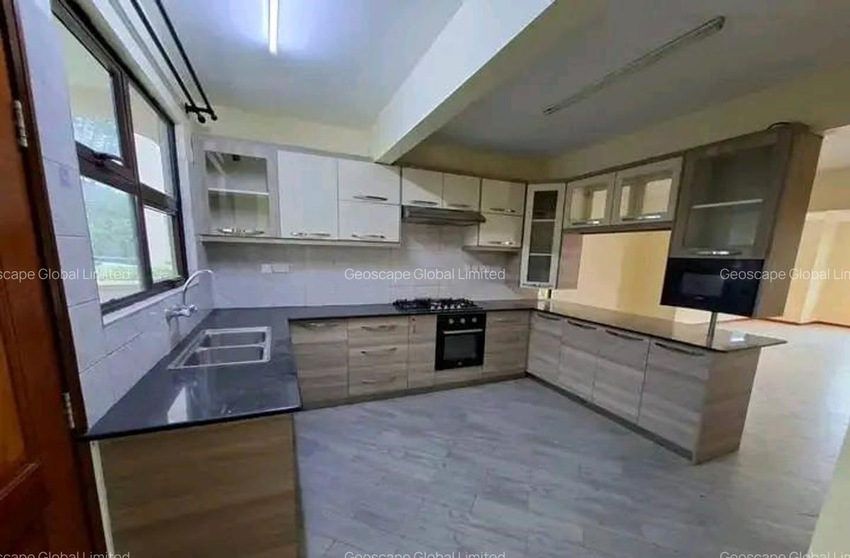 5 Bed House with En Suite in Syokimau - 3