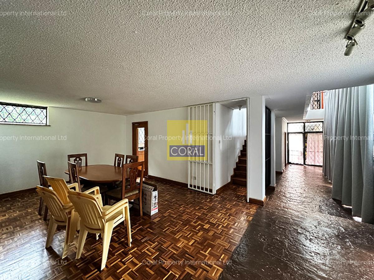 4 Bed House with Swimming Pool in Runda - 19