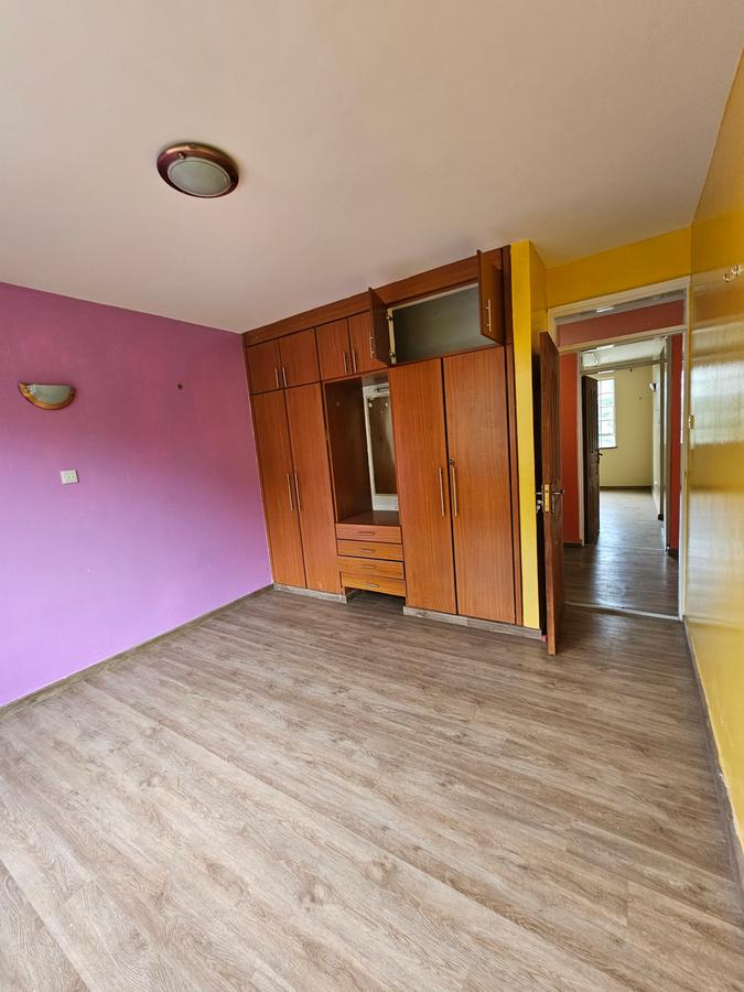 3 Bed Apartment with En Suite at Lavington - 14