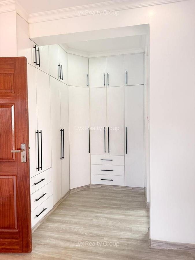 5 Bed Townhouse with En Suite at Ruiru Mugutha - 14