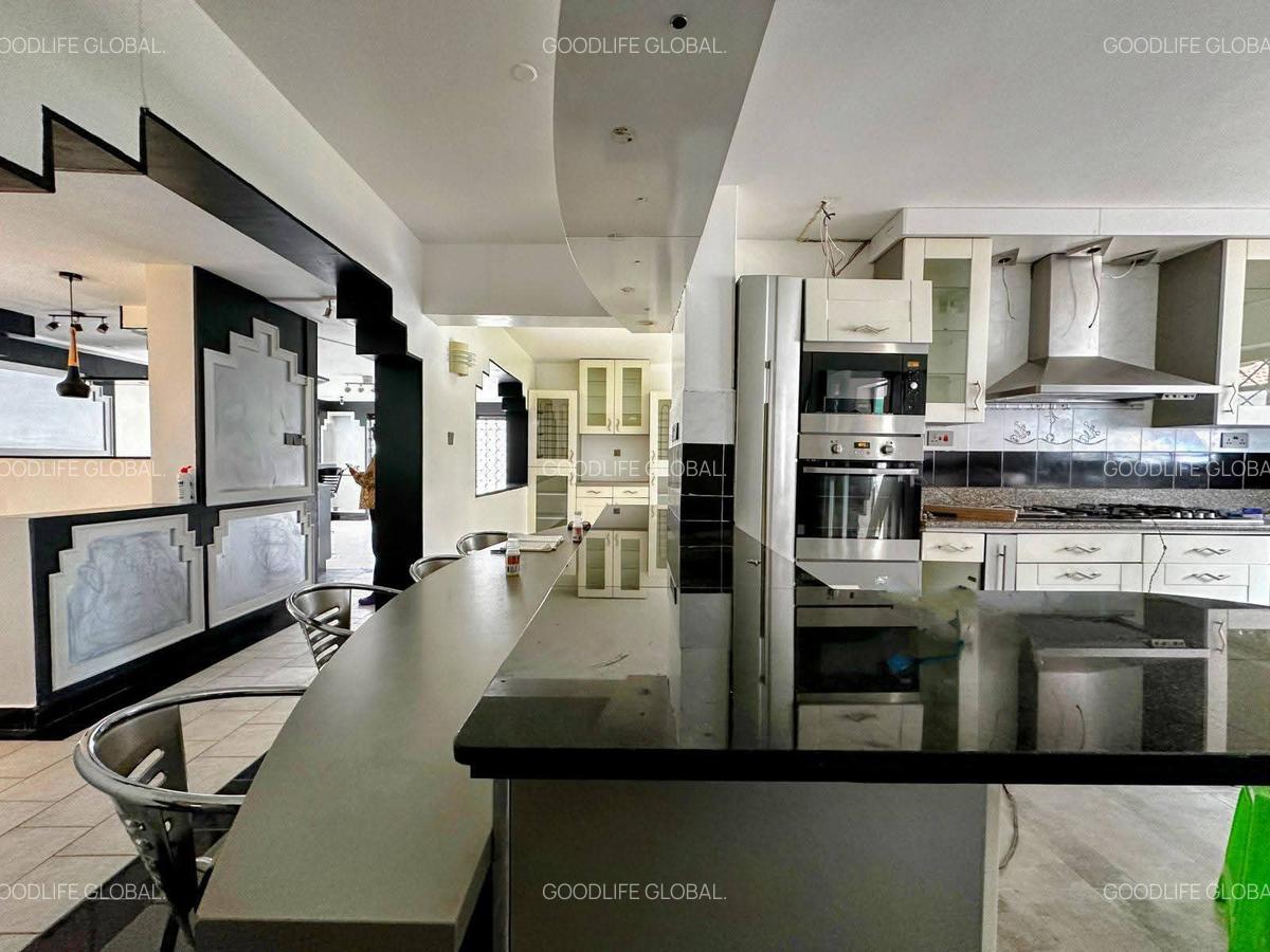 4 Bed House with En Suite at Runda - 8