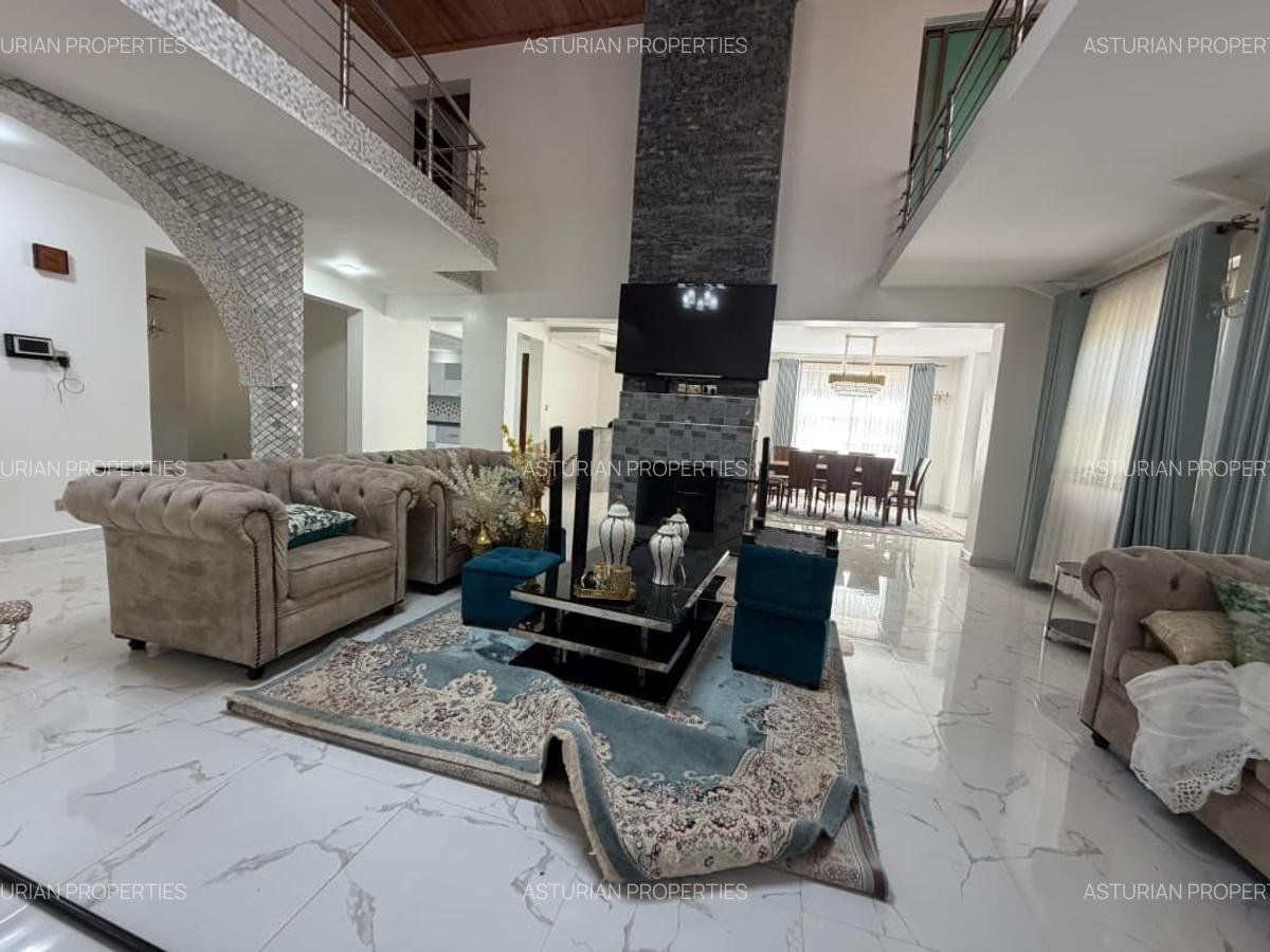 5 Bed Townhouse with En Suite in Karen - 2