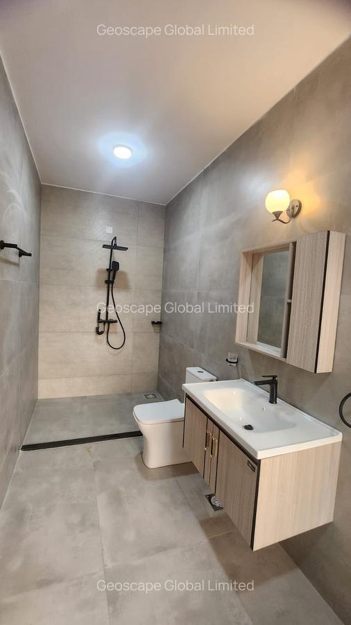 6 Bed House with En Suite in Karen - 2