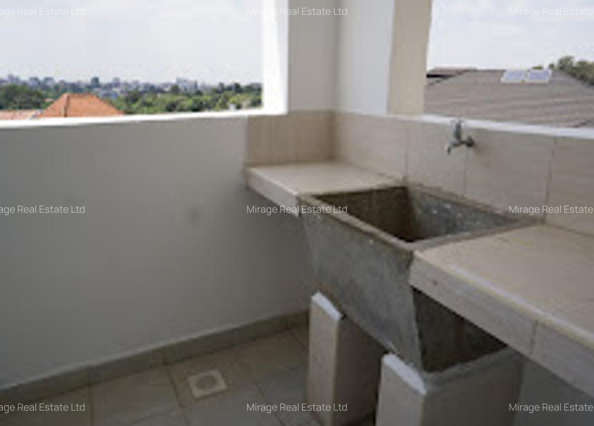 3 Bed Apartment with Swimming Pool in Kileleshwa - 10