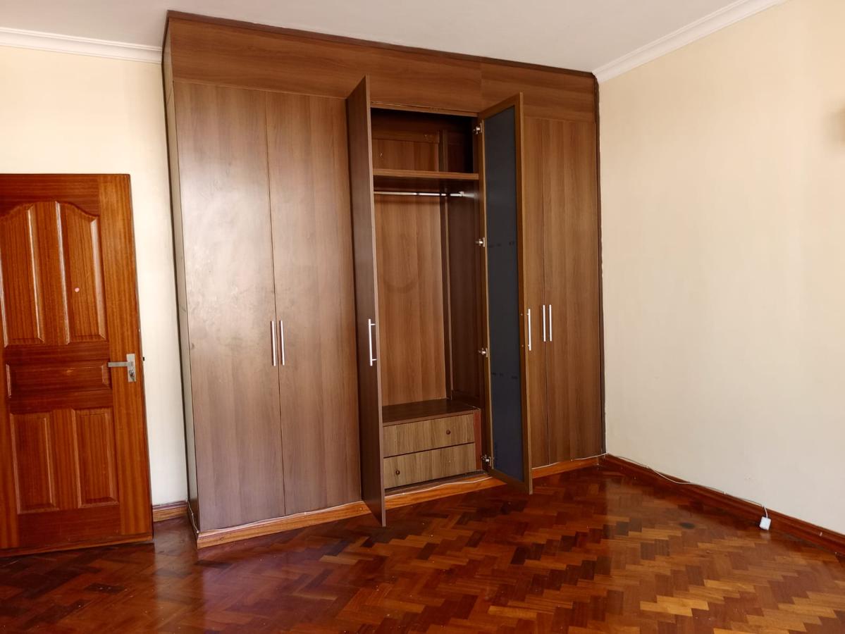 6 Bed House with En Suite in Kitisuru - 14